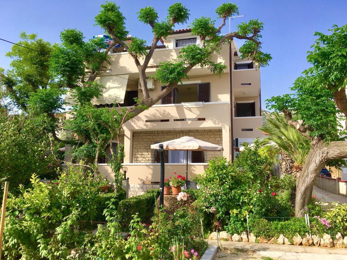 Apartments Fabijanic Barbat na Rabu Kültér fotó